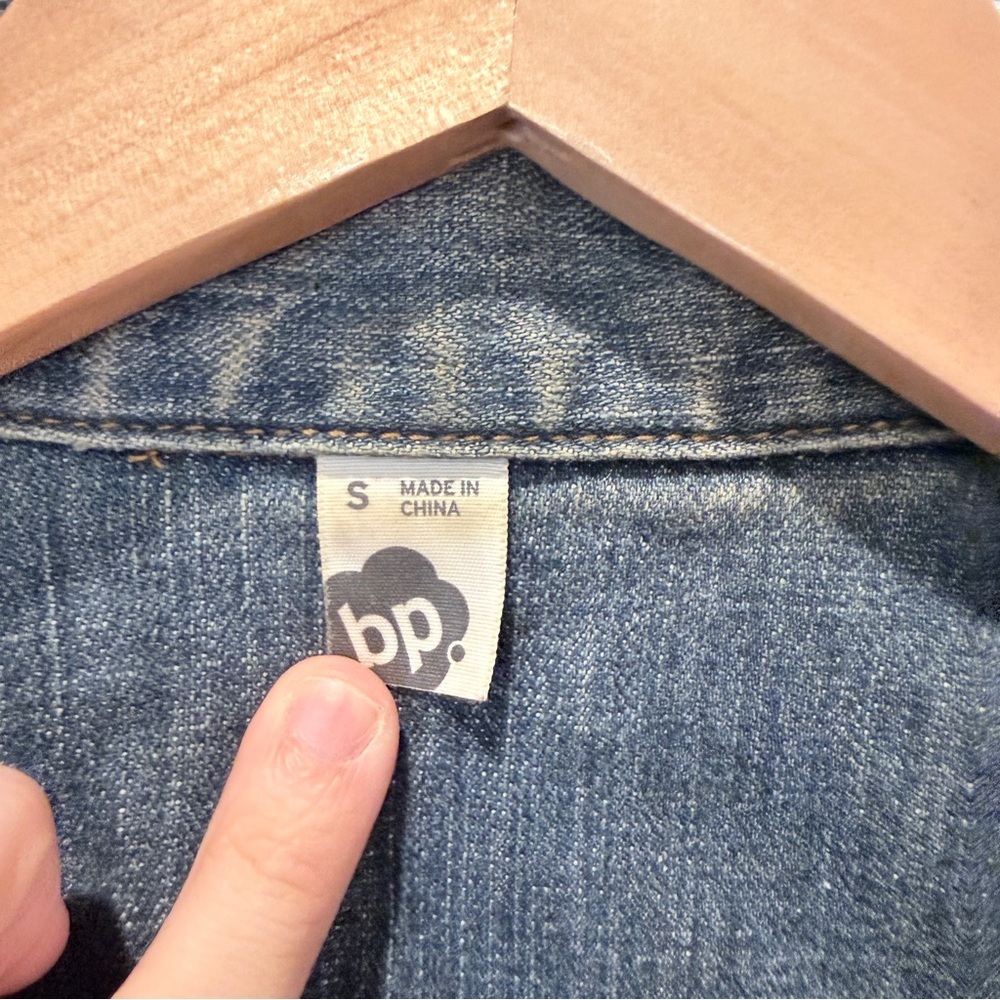 BP. Cropped Denim Jacket Size S | Y2K Baby Tee Core Indie Sleaze Model Off Duty - Picture 2 of 11